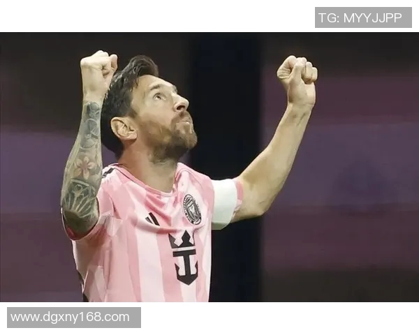 当足球球星走下神坛展现接地气一面引发球迷热议